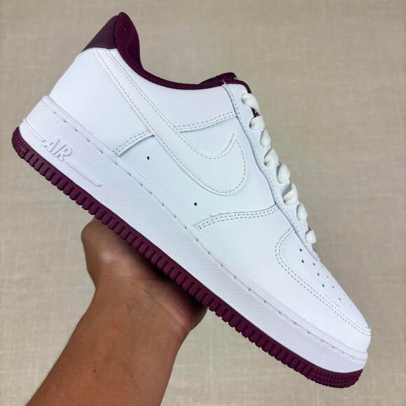 🍷 2022 Nike Air Force 1 Low '07 “White Dark Beetroot” 8.5M - Picture 1 of 6